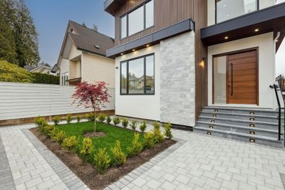 325 W 22nd St, House other with 6 bedrooms, 4 bathrooms and 2 parking in North Vancouver BC | Image 3