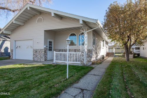 204 1st Ave Ne, Beulah, ND, 58523-6603 | Card Image