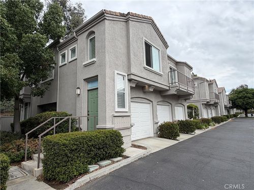 61-26959 Hillsborough Pkwy, Valencia, CA, 91354-2448 | Card Image