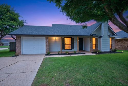 5701 Hollyhock Ln, Bossier City, LA, 71112-4960 | Card Image