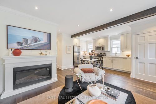 307 Warden Ave, Scarborough, ON, M1N3A3 | Card Image