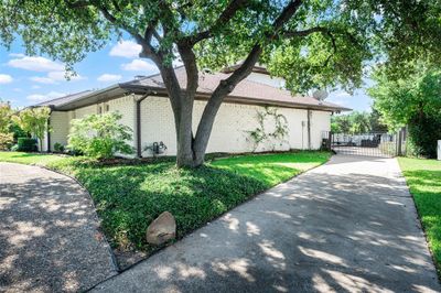 3334 Rolling Knoll Drive, House other with 5 bedrooms, 3 bathrooms and null parking in Farmers Branch TX | Image 3