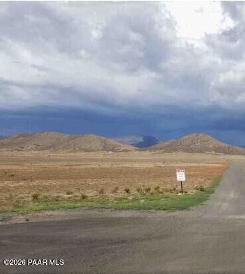 9856 E Lonesome Valley Rd, Prescott Valley, AZ, 86315 | Card Image