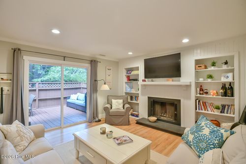 173 Summerwalk Cir, Chapel Hill, NC, 27517-8656 | Card Image