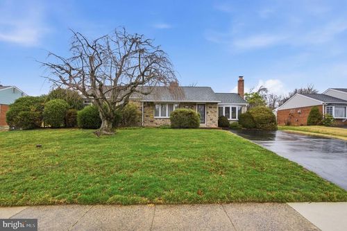 110 S New Ardmore Avenue, BROOMALL, PA, 19008 | Card Image