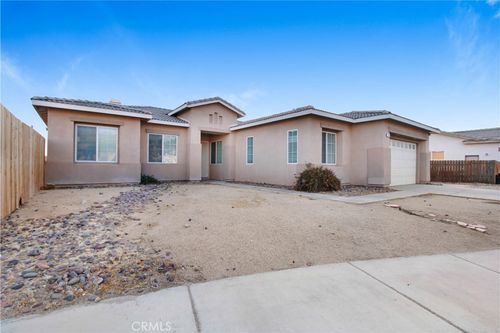 13901 Hacienda Heights Dr, Desert Hot Springs, CA, 92240 | Card Image