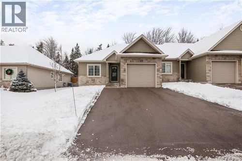 25 Rue Verte, Dieppe, NB, E1A8Y8 | Card Image