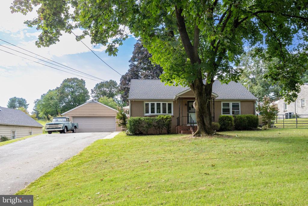Whitford Rd, West Chester, PA 19380