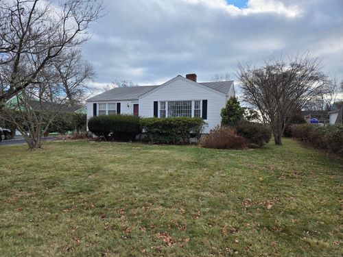 15 Nostrum Road, Norwalk, CT, 06850 | Card Image