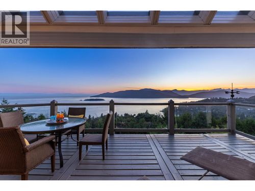 5433 Monte Bre Pl, West Vancouver, BC, V7W3A8 | Card Image