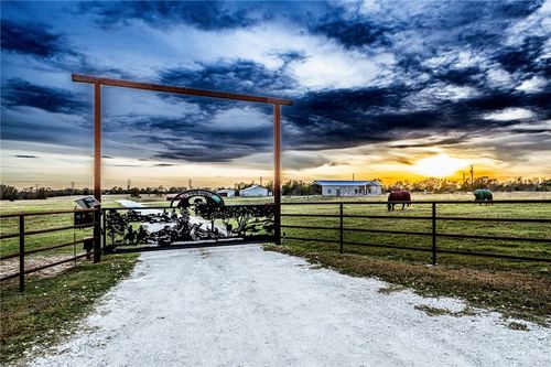 327 Diserens Road, North Zulch, TX, 77872 | Card Image