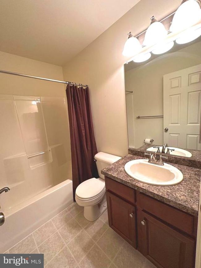 413 Park View Dr, Townhouse with 2 bedrooms, 3 bathrooms and null parking in HARRISBURG PA | Image 27
