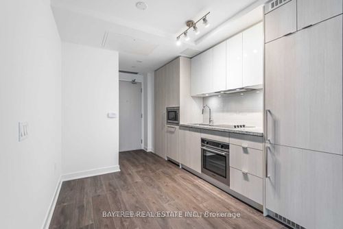 518-115 Blue Jays Way, Toronto, ON, M5V0N4 | Card Image