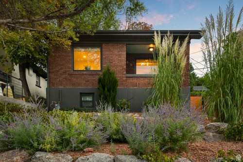 815 S 1100 E, Salt Lake City, UT, 84102-3708 | Card Image