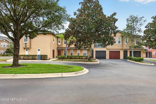 1905-10075 Gate Pkwy N, Jacksonville, FL, 32246-4418 | Card Image