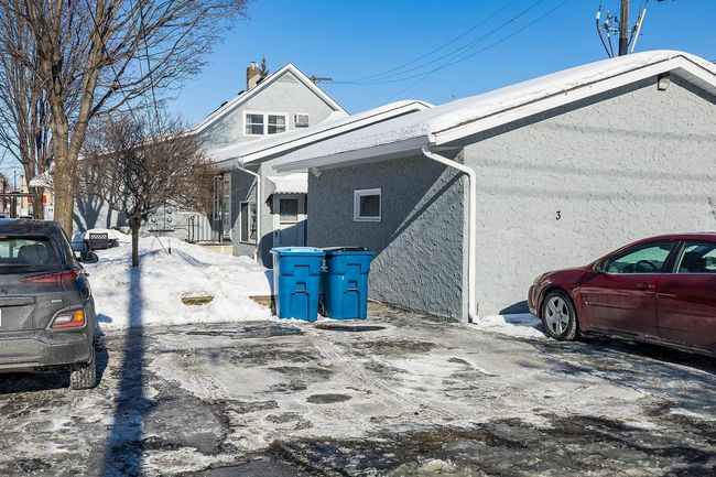 web_off street parking.jpg | Image 12