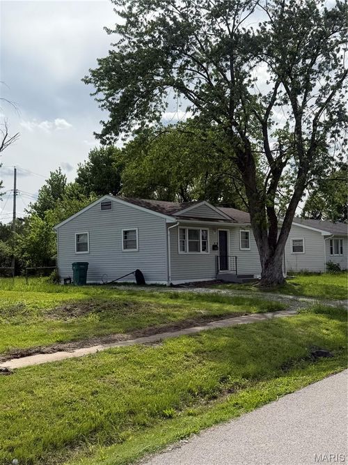 28 School St, Cahokia, IL, 62206-1339 | Card Image