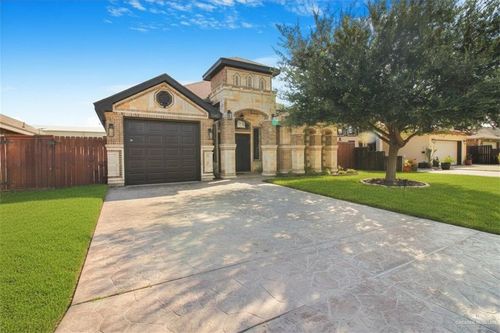 2917 Colorado Ave, McAllen, TX, 78504-6432 | Card Image