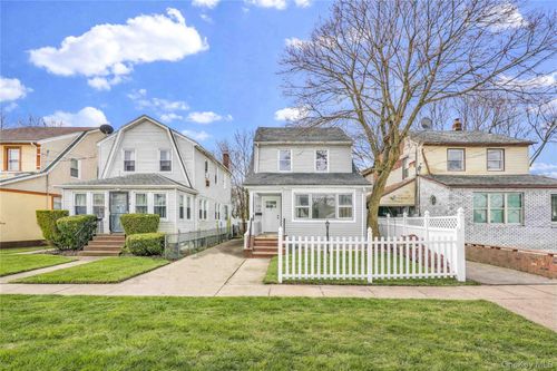 122-14 191st St, Springfield Gardens, NY, 11413-1055 | Card Image