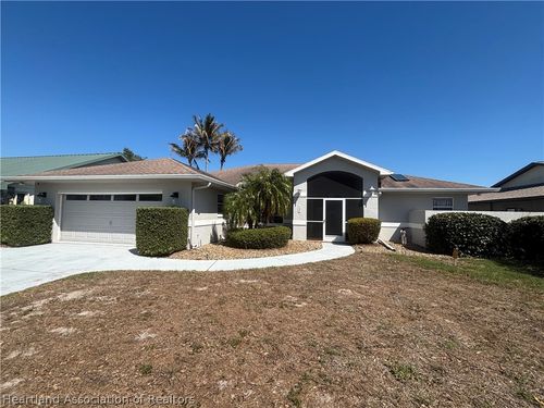 104 Lakefront Ct Ne, Lake Placid, FL, 33852-5872 | Card Image