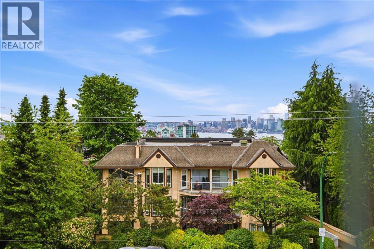 Residential in North Vancouver 2