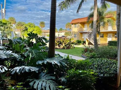 105-220 Croton Ave, Lantana, FL, 33462-2974 | Card Image