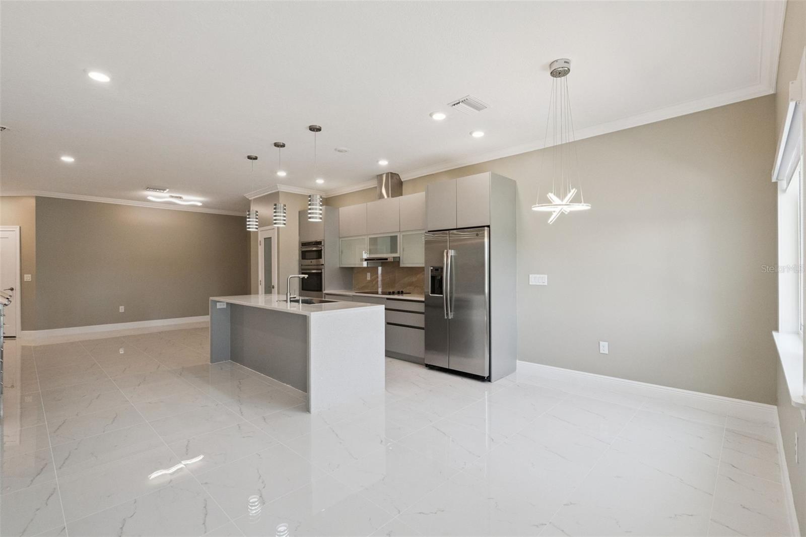 Residential in DAVENPORT 4