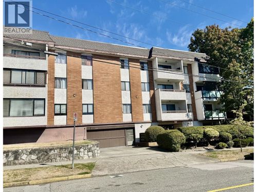 212-515 Eleventh St, New Westminster, BC, V3M4G4 | Card Image