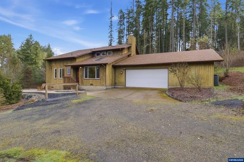 39037 White Fir Ln, Corvallis, OR, 97330-9353 | Card Image