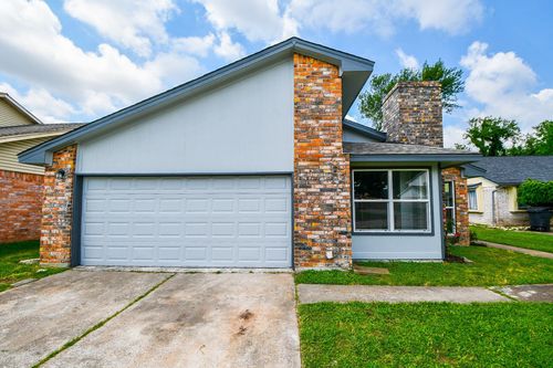 17022 Quail Park Dr, Missouri City, TX, 77489-6136 | Card Image