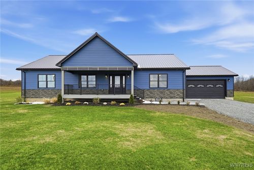 10454 Gillate Rd, Alexander, NY, 14005-9767 | Card Image