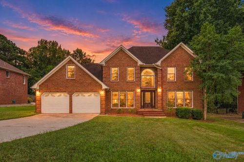110 Heatherwood Dr, Madison, AL, 35758-8668 | Card Image