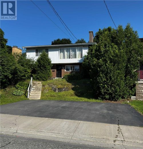 291 Boland Ave, Sudbury, ON, P3E1Y1 | Card Image