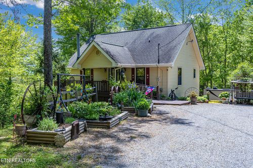 3132 Wears Overlook Ln, Sevierville, TN, 37862-8318 | Card Image
