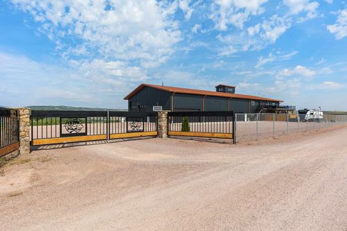 27807 Aeronaut Ln, Hot Springs, SD, 57747-7281 | Card Image