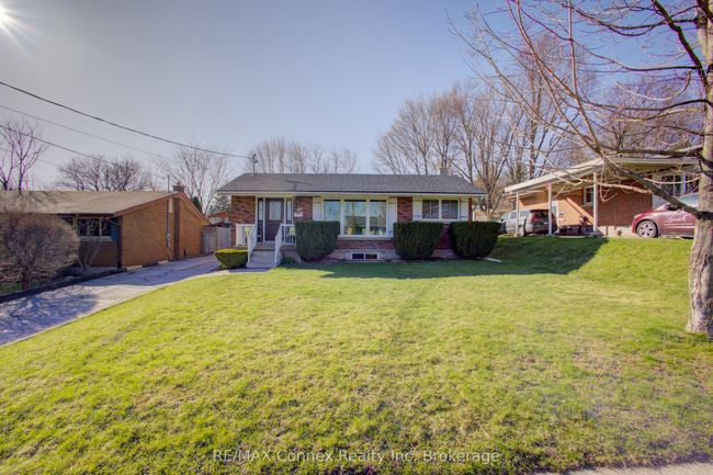20 Laverne Ave, House other with 4 bedrooms, 2 bathrooms and 5 parking in Guelph ON | Image 4