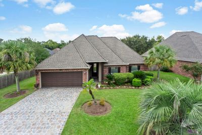 39157 Balmoral Dr, House other with 4 bedrooms, 2 bathrooms and null parking in Prairieville LA | Image 1