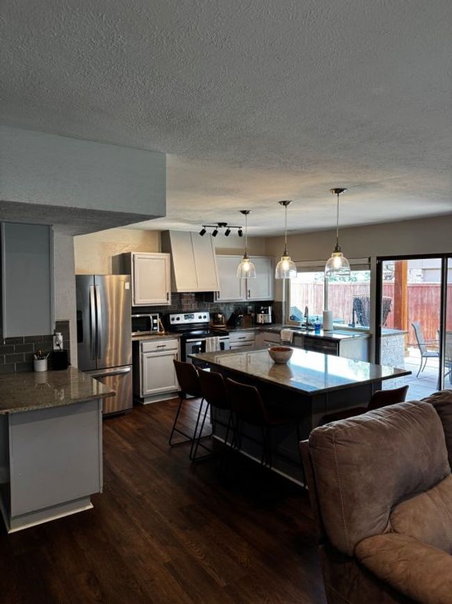 1029 Cross Bend Rd, House other with 4 bedrooms, 2 bathrooms and null parking in Plano TX | Image 7