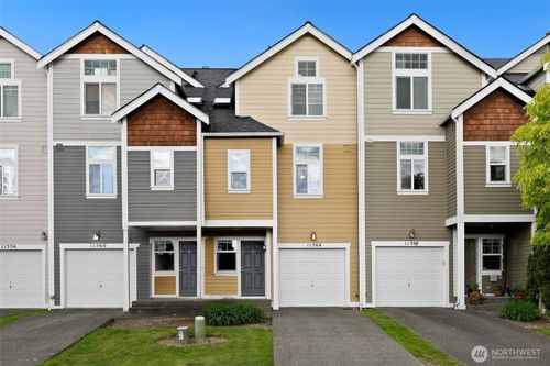 11564 Se 170th Ct, Renton, WA, 98055-5941 | Card Image