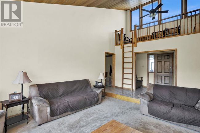 205 Demchuk Rd, Home with 3 bedrooms, 3 bathrooms and null parking in Thunder Bay ON | Image 10