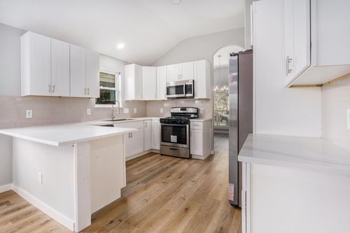 25414 Barmby Dr, Tomball, TX, 77375-5652 | Card Image