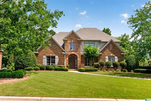 421 Ramsay Rd, Hoover, AL, 35242-6045 | Card Image