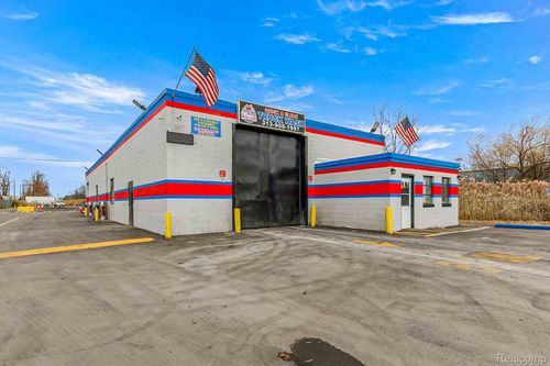 27990 Wick Rd, Romulus, MI, 48174-2623 | Card Image