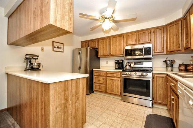 Another view of your kitchen, so much room to cook or bake! | Image 21