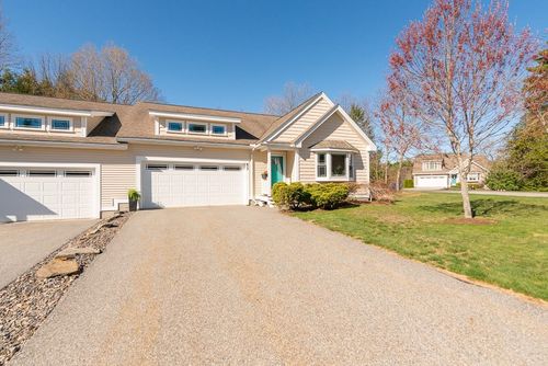 15-53 Veterans Way, Hampstead, NH, 03841-2290 | Card Image