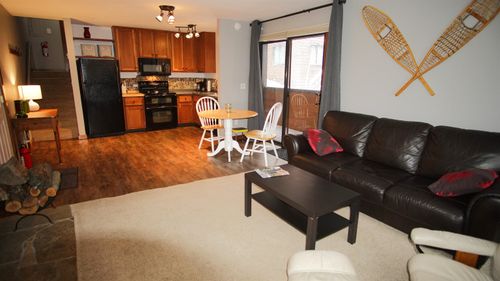 unit-567-11723 Snowpeak Way, Truckee, CA, 96161-8034 | Card Image