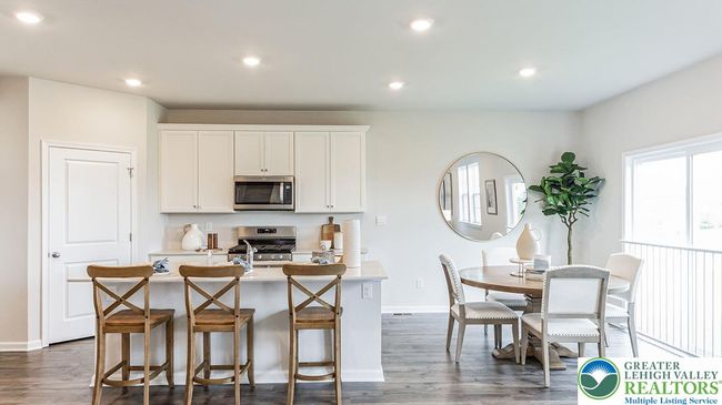 Same Model, but not the actual home | Image 5