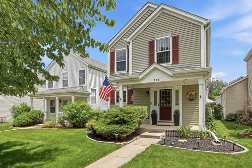 783 Manor Road, Crystal Lake, IL, 60014 | Card Image