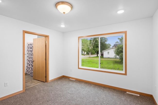 Primary Bedroom with 3/4 Bath | Image 11