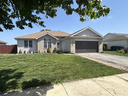 53 Sunrise Ct, Steger, IL, 60475-1942 | Card Image